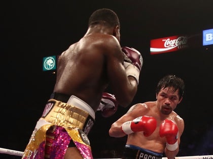 Manny Pacquiao Adrien Broner Fight Photos-03